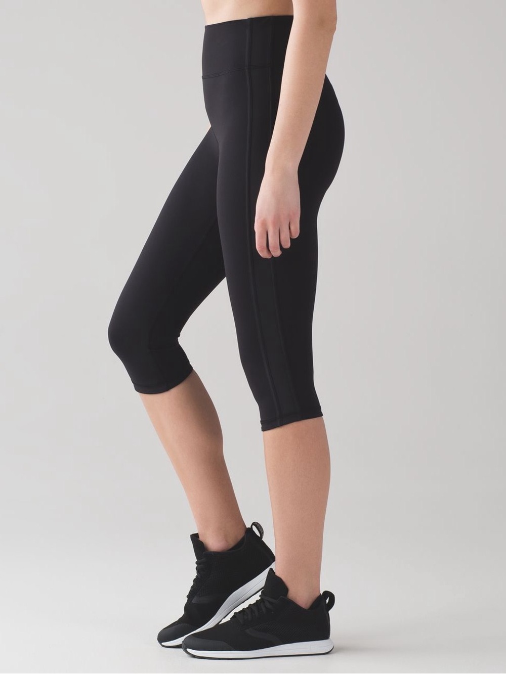 Lululemon Cropped Leggings 17” inseam